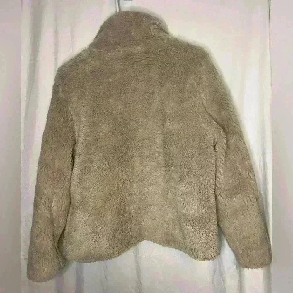 Old Navy Cozy Teddy Jacket - Picture 6 of 9